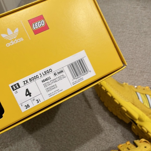ADIDAS ZX 8000 X LEGO® yellow SHOES big kids size 4 brand new with box - Picture 7 of 7